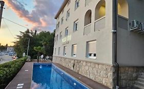 Villa Gaj - Guest Rooms With Charm